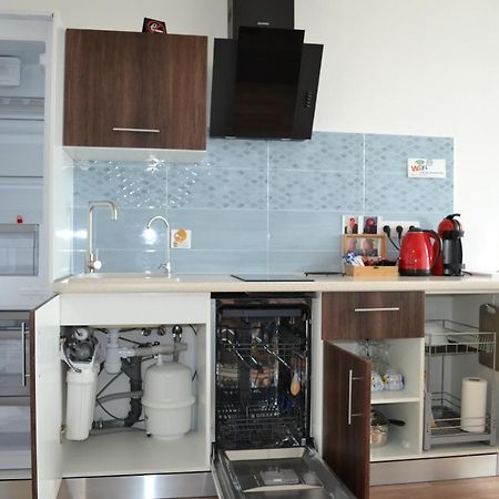In The Sky Apartment Киев Екстериор снимка