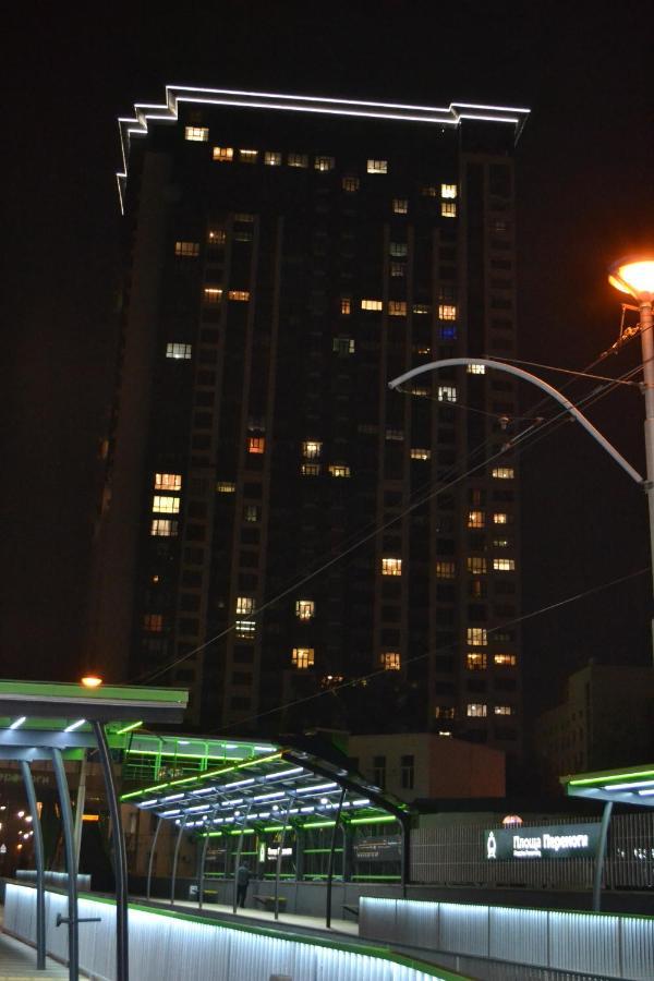 In The Sky Apartment Киев Екстериор снимка