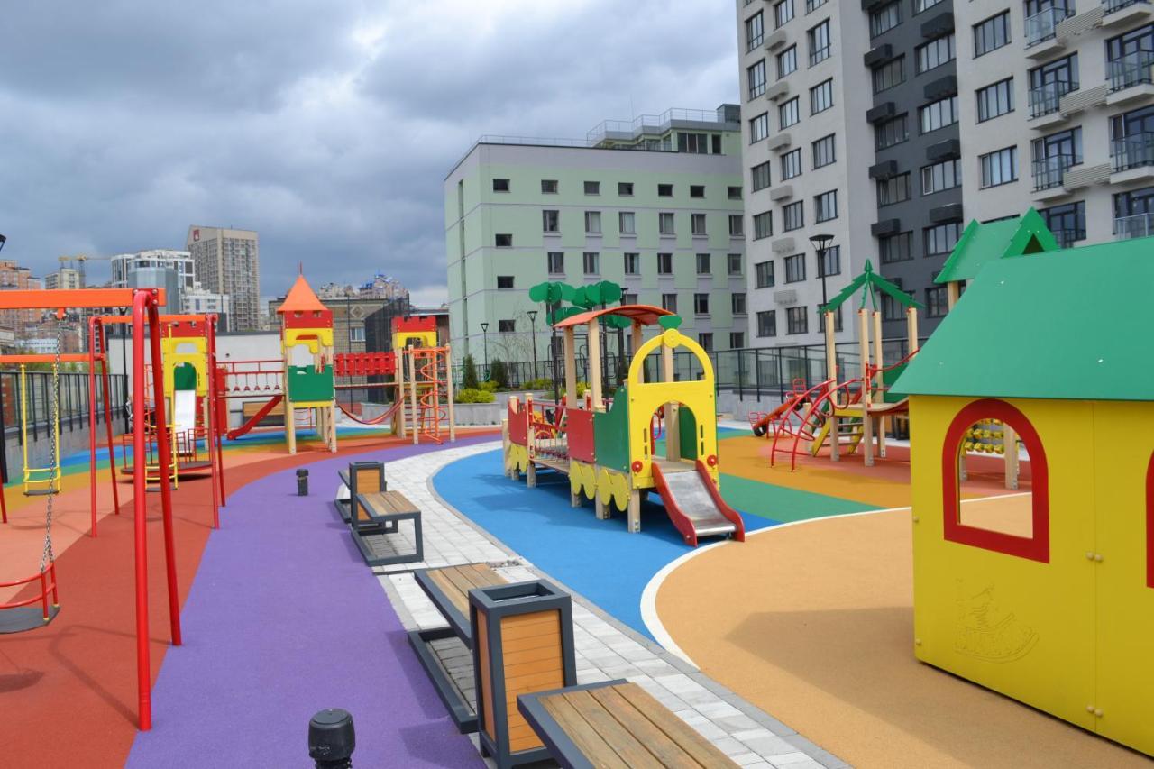 In The Sky Apartment Киев Екстериор снимка