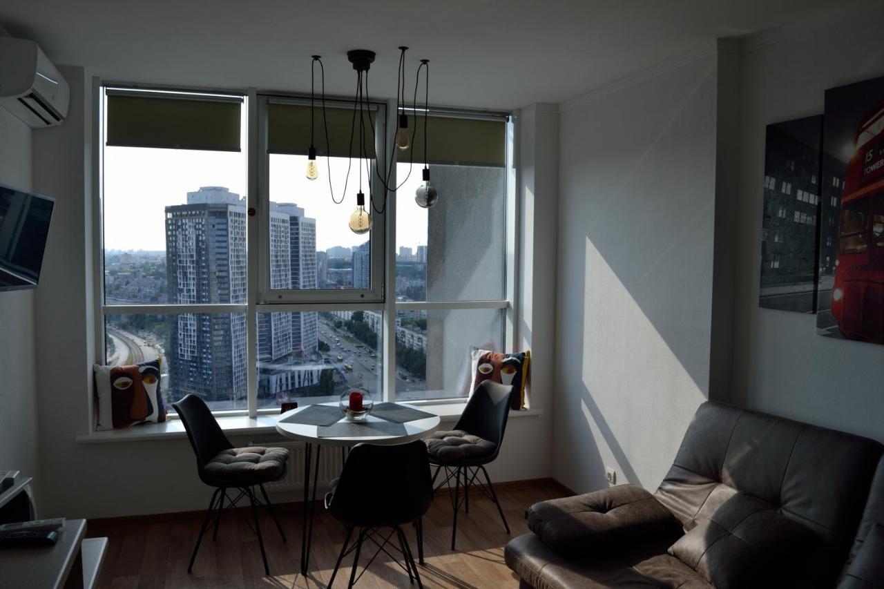 In The Sky Apartment Киев Екстериор снимка
